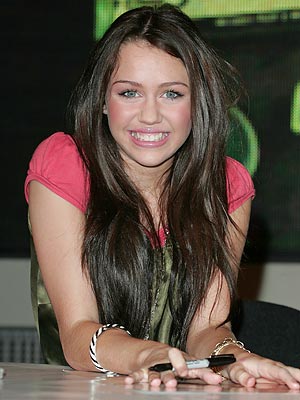 Miley a autogramiáda